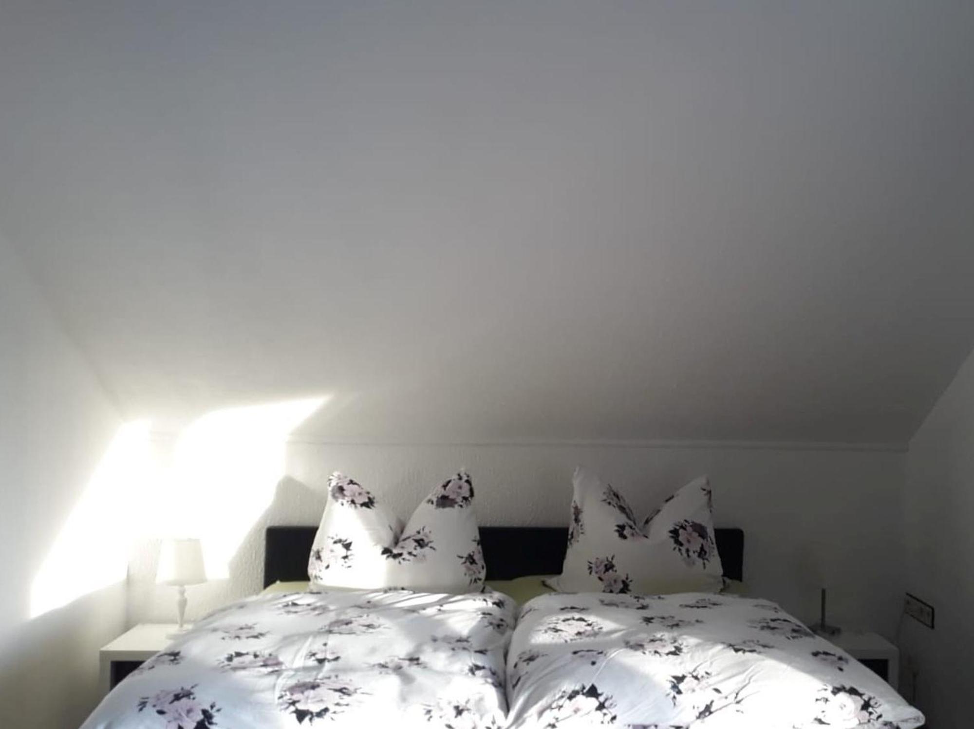 Ferienwohnung Am Rehwinkel Fuldatal Esterno foto